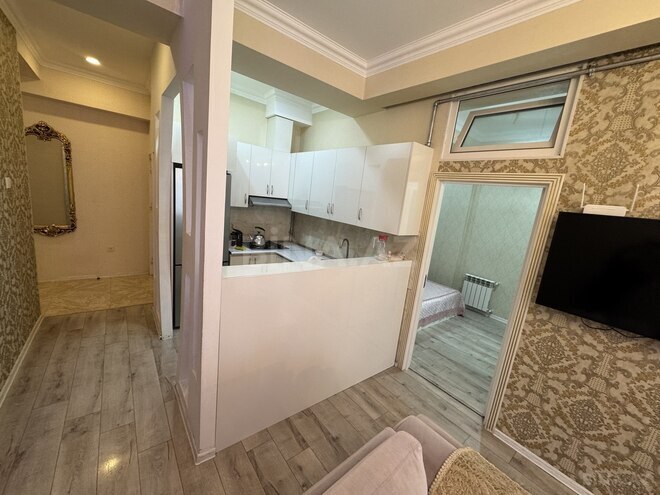 Сдаётся 2-комн. новостройка 90 м², м. Ичеришехер, photo 18 from 26