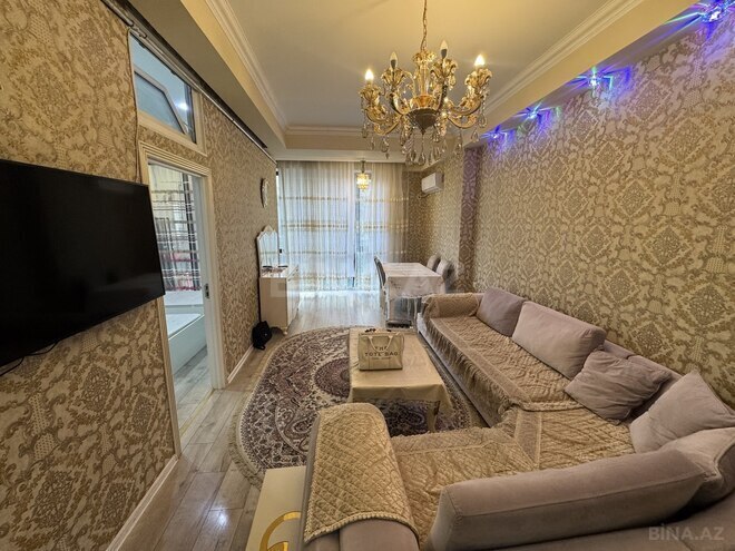 Сдаётся 2-комн. новостройка 90 м², м. Ичеришехер, photo 1 from 26