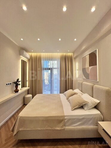 Продается 2-комн. новостройка 54 м², м. Элмляр Академиясы, photo 1 from 17