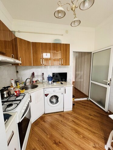 Продаётся 2-комн. вторичка 61 м², м. Элмляр Академиясы, photo 10 from 13