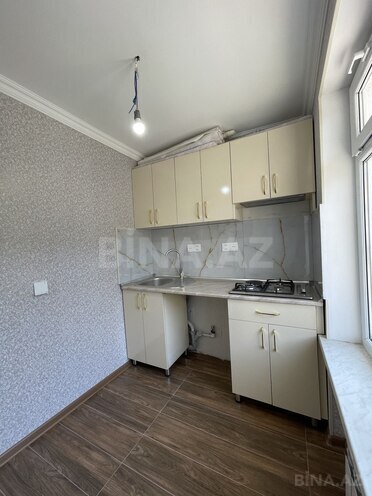 Продаётся 3-комн. вторичка 75 м², м. Иншаатчылар, photo 9 from 12