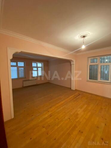Satılır 8 otaqlı həyət evi/bağ evi 400 m², Qaraçuxur q., photo 12 from 29