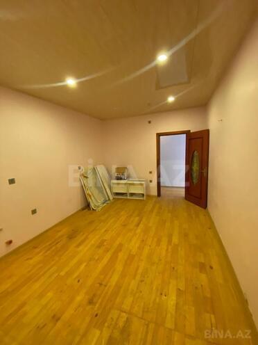 Satılır 8 otaqlı həyət evi/bağ evi 400 m², Qaraçuxur q., photo 15 from 29
