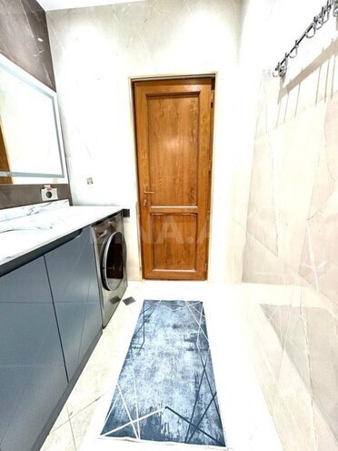 Сдается 3-комн. новостройка 105 м², м. Нефтчиляр, photo 7 from 9