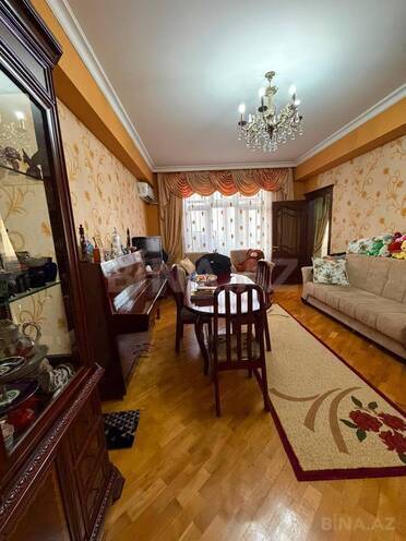 Продаётся 2-комн. новостройка 60 м², м. Халглар Достлугу, photo 1 from 9