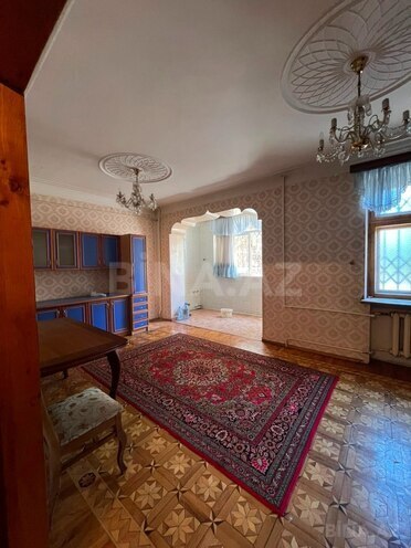 İcarəyə verilir 4 otaqlı köhnə tikili 110 m², Yasamal r., photo 1 from 9