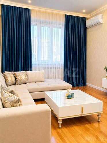 Продаётся 2-комн. новостройка 61 м², пос. Ени Гюнешли, photo 1 from 13