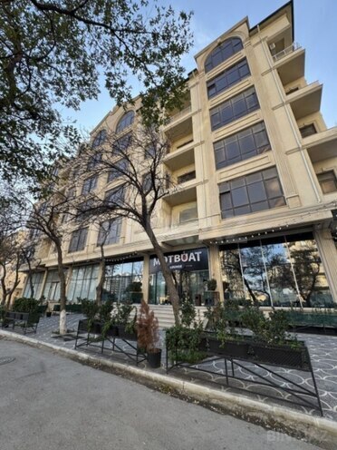 Satılır 3 otaqlı yeni tikili 122 m², İnşaatçılar m., photo 1 from 7