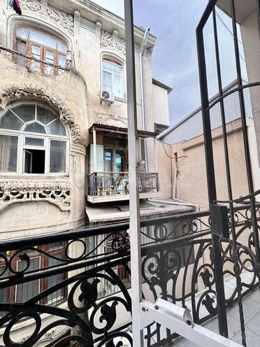 Сдаётся 5-комн. вторичка 250 м², м. Сахил, photo 9 from 29