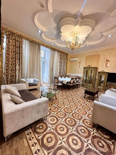 Сдаётся 5-комн. вторичка 250 м², м. Сахил, photo 4 from 29