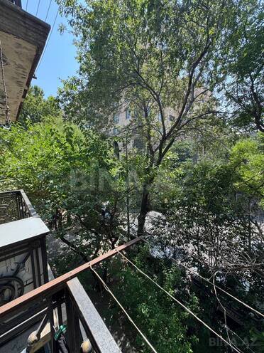 Продается 3-комн. вторичка 75 м², м. Элмляр Академиясы, photo 10 from 20