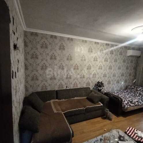 İcarəyə verilir 1 otaqlı köhnə tikili 30 m², Qara Qarayev m., photo 1 from 6