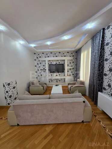 Сдаётся 3-комн. новостройка 152 м², м. 8 ноября, photo 1 from 17