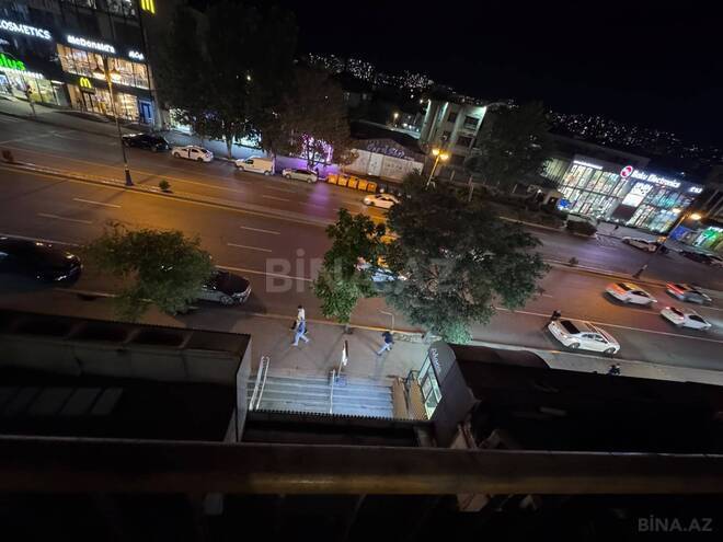 Satılır 2 otaqlı köhnə tikili 55 m², İnşaatçılar m., photo 20 from 22