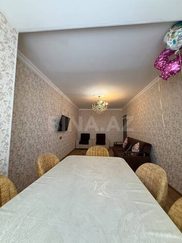 Продаётся 4-комн. вторичка 120 м², photo 1 from 18