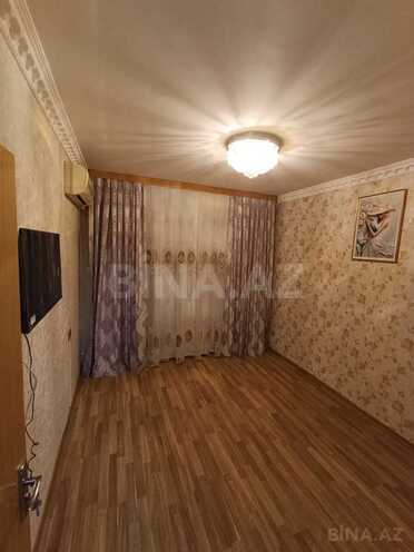 Satılır 2 otaqlı köhnə tikili 65 m², Xalqlar Dostluğu m., photo 15 from 25