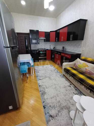 Продается 3-комн. новостройка 80 м², м. Нефтчиляр, photo 9 from 12