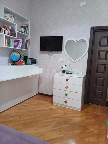 Продается 3-комн. новостройка 80 м², м. Нефтчиляр, photo 6 from 12
