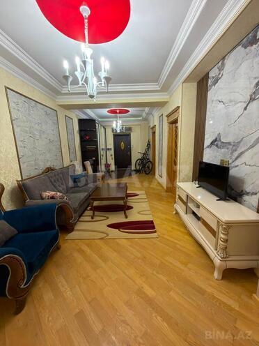 Продается 3-комн. новостройка 130 м², м. 20 января, photo 1 from 14