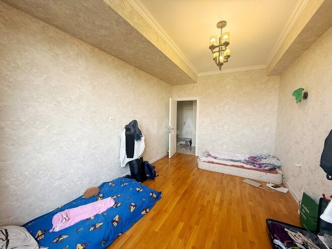 Продаётся 3-комн. новостройка 96 м², м. Нефтчиляр, photo 8 from 17