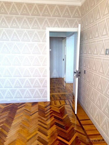 Продаётся 3-комн. вторичка 70 м², пос. Ахмедлы, photo 6 from 15