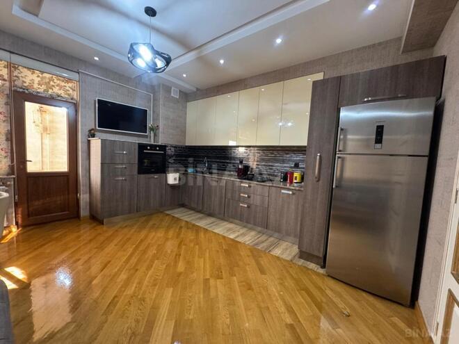 Satılır 3 otaqlı yeni tikili 140 m², Xalqlar Dostluğu m., photo 9 from 32