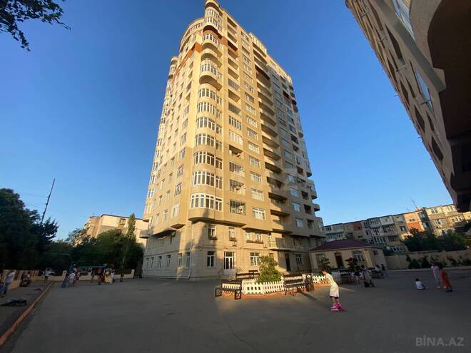 Продается 3-комн. новостройка 113 м², м. Нефтчиляр, photo 1 from 21