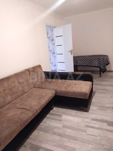 Сдаётся 3-комн. вторичка 65 м², м. Нефтчиляр, photo 4 from 16