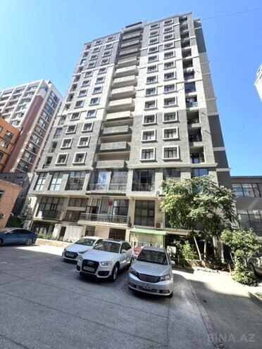 Продаётся 3-комн. новостройка 100 м², м. Гянджлик, photo 1 from 12