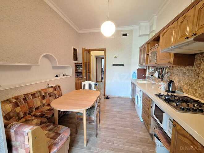 Satılır 2 otaqlı köhnə tikili 65 m², Elmlər Akademiyası m., photo 12 from 20