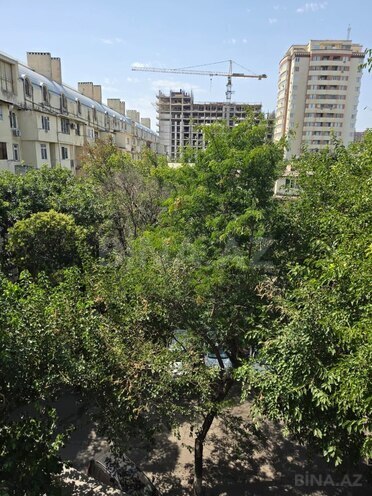 Satılır 2 otaqlı köhnə tikili 60 m², Gənclik m., photo 4 from 14