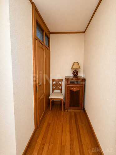 Satılır 3 otaqlı köhnə tikili 72 m², 28 May m., photo 10 from 28