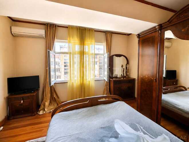 Satılır 3 otaqlı köhnə tikili 72 m², 28 May m., photo 14 from 28