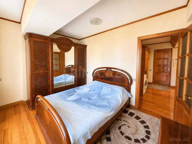 Satılır 3 otaqlı köhnə tikili 72 m², 28 May m., photo 17 from 28