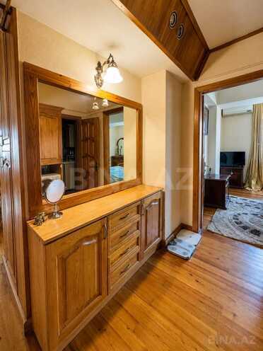 Satılır 3 otaqlı köhnə tikili 72 m², 28 May m., photo 23 from 28