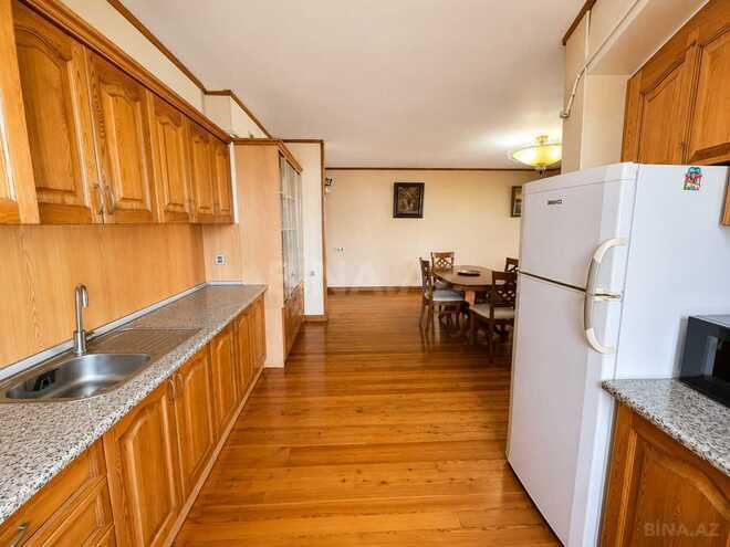 Satılır 3 otaqlı köhnə tikili 72 m², 28 May m., photo 21 from 28