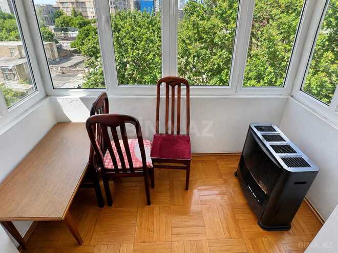 Продается 3-комн. вторичка 70 м², м. 28 мая, photo 4 from 27