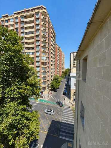 Продается 3-комн. вторичка 70 м², м. 28 мая, photo 5 from 27