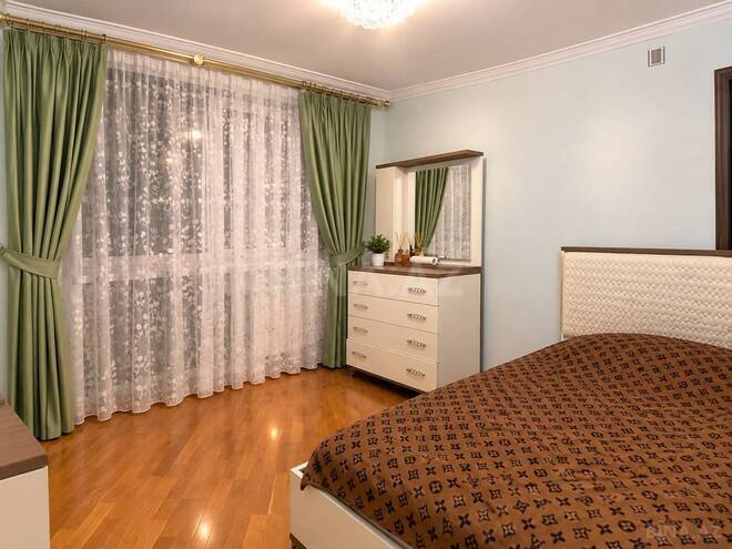 Продаётся 3-комн. вторичка 90 м², м. 20 января, photo 5 from 10