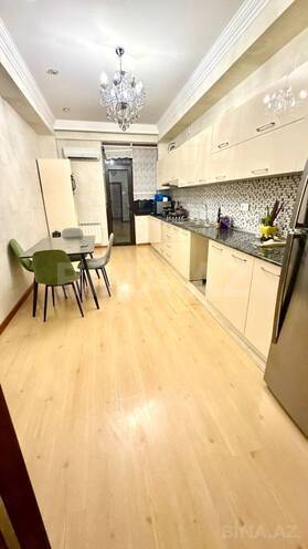 İcarəyə verilir 3 otaqlı yeni tikili 185 m², Nərimanov r., photo 3 from 19