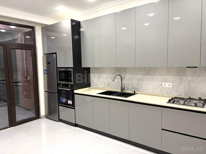 Сдается 2-комн. новостройка 80 м², м. Дернегюль, photo 1 from 24