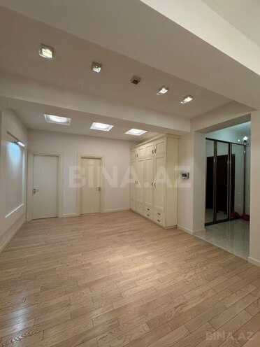 Продаётся 4-комн. новостройка 220 м², м. Иншаатчылар, photo 9 from 12