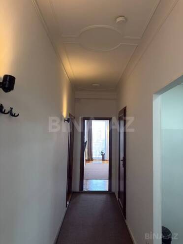 Satılır 3 otaqlı köhnə tikili 83 m², Sahil m., photo 8 from 13
