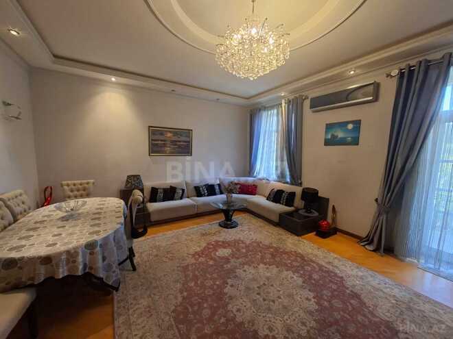 Продается 4-комн. вторичка 120 м², м. 28 мая, photo 1 from 17