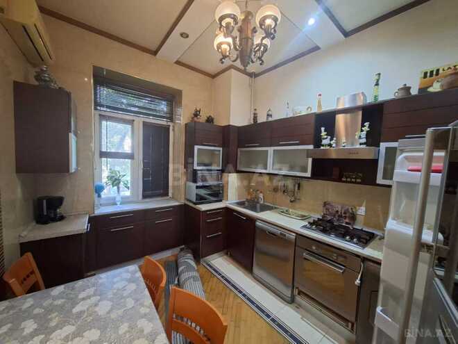 Продается 4-комн. вторичка 120 м², м. 28 мая, photo 12 from 17