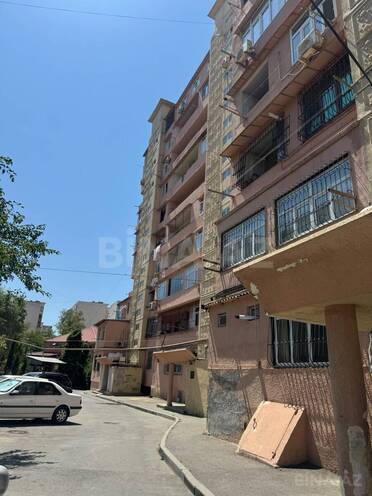 Satılır 3 otaqlı köhnə tikili 68.2 m², Yeni Günəşli q., photo 1 from 20