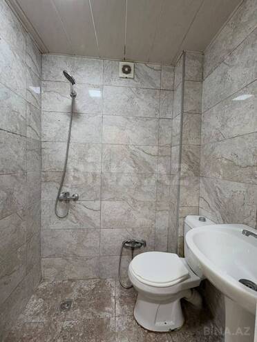 Продаётся 2-комн. вторичка 45 м², м. Элмляр Академиясы, photo 9 from 13