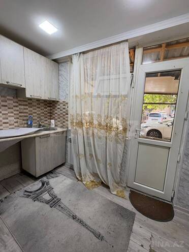 Продаётся 2-комн. вторичка 45 м², м. Элмляр Академиясы, photo 5 from 13