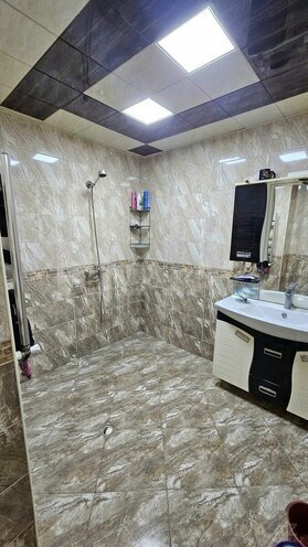Satılır 3 otaqlı yeni tikili 130 m², İnşaatçılar m., photo 15 from 17