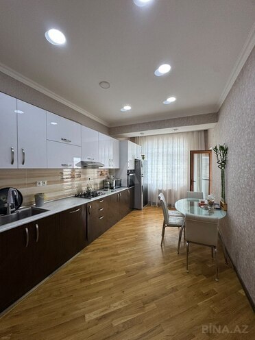 Сдаётся 3-комн. новостройка 122 м², м. Иншаатчылар, photo 6 from 8